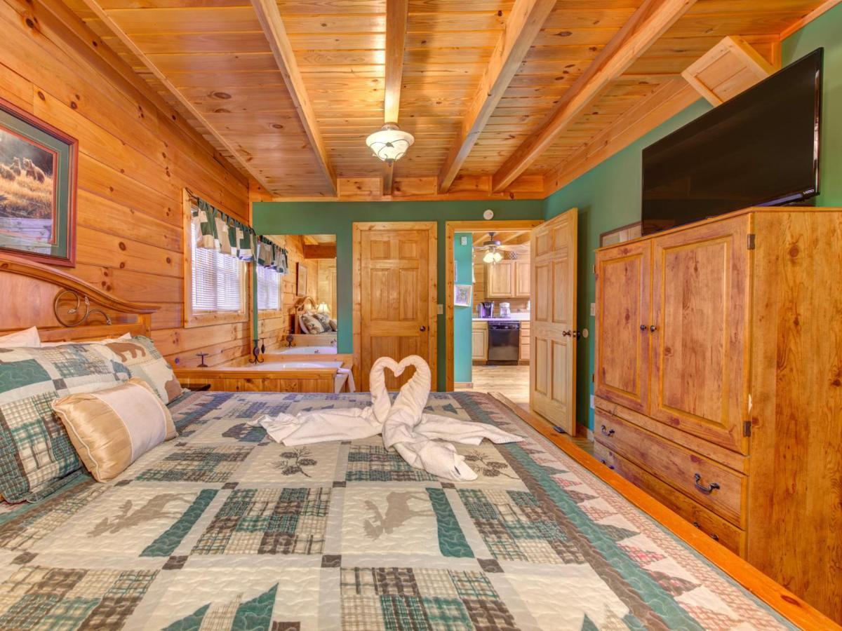 Dew South, 2 Bedrooms, Sleeps 8, Views, Arcade, Hot Tub, Pet Friendly Gatlinburg Exterior foto