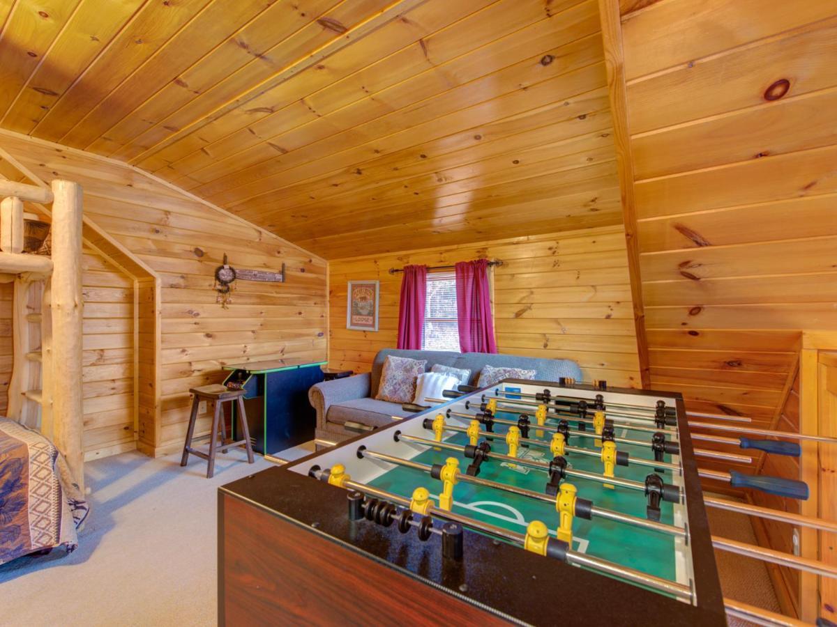 Dew South, 2 Bedrooms, Sleeps 8, Views, Arcade, Hot Tub, Pet Friendly Gatlinburg Exterior foto