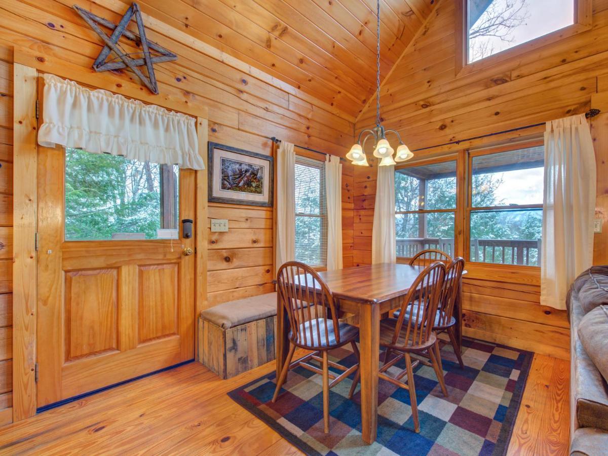 Dew South, 2 Bedrooms, Sleeps 8, Views, Arcade, Hot Tub, Pet Friendly Gatlinburg Exterior foto