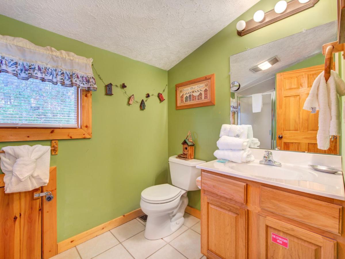 Dew South, 2 Bedrooms, Sleeps 8, Views, Arcade, Hot Tub, Pet Friendly Gatlinburg Exterior foto